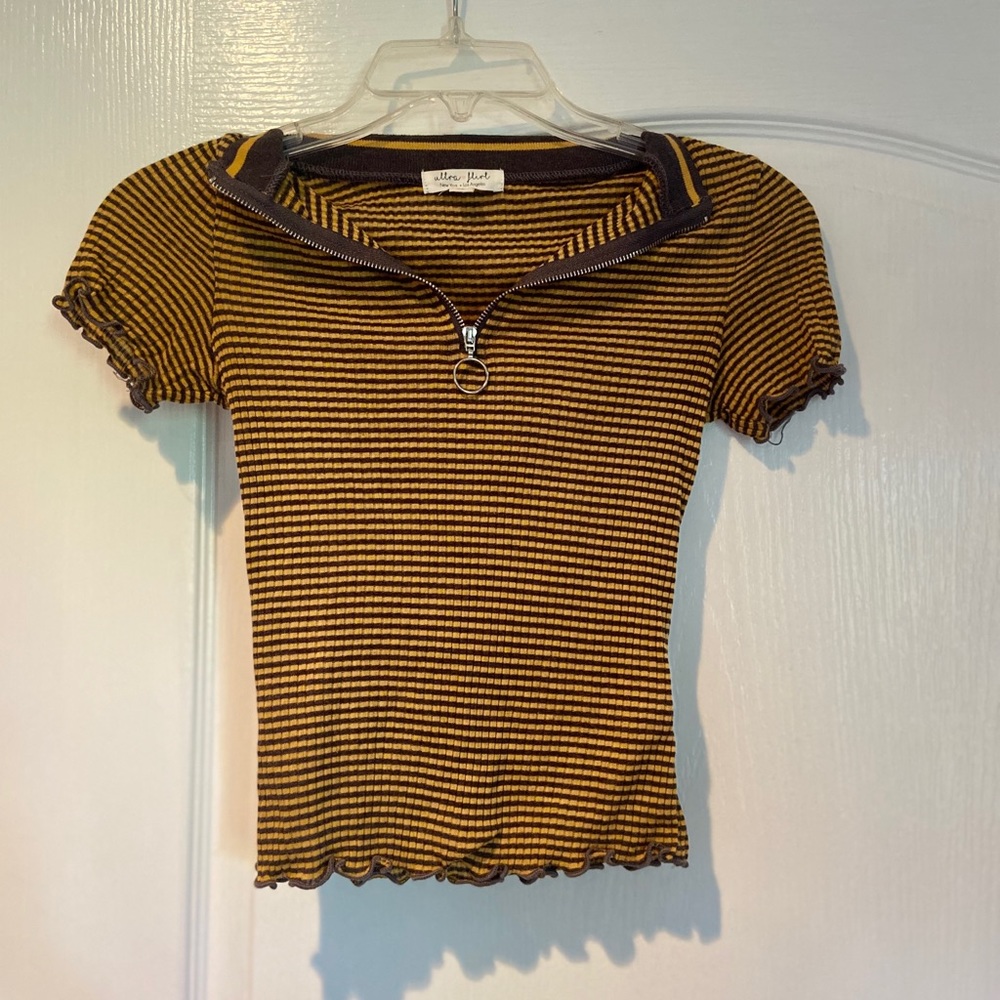 Polo neck, zip up tight fitting cropped tee